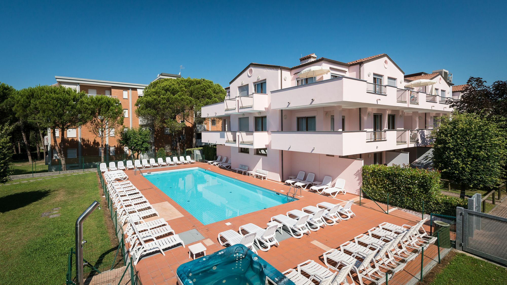 Bosco Canoro East Eco Resort Bibione Extérieur photo